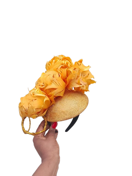 Gold fascinator 