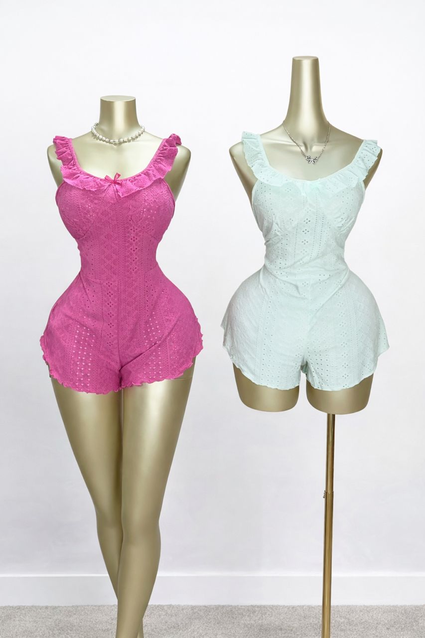 Luxury lace playsuit (Pin...